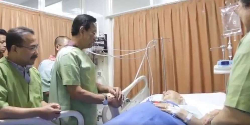 Video Momen Sultan Minta Maaf Kepada Romo Prier