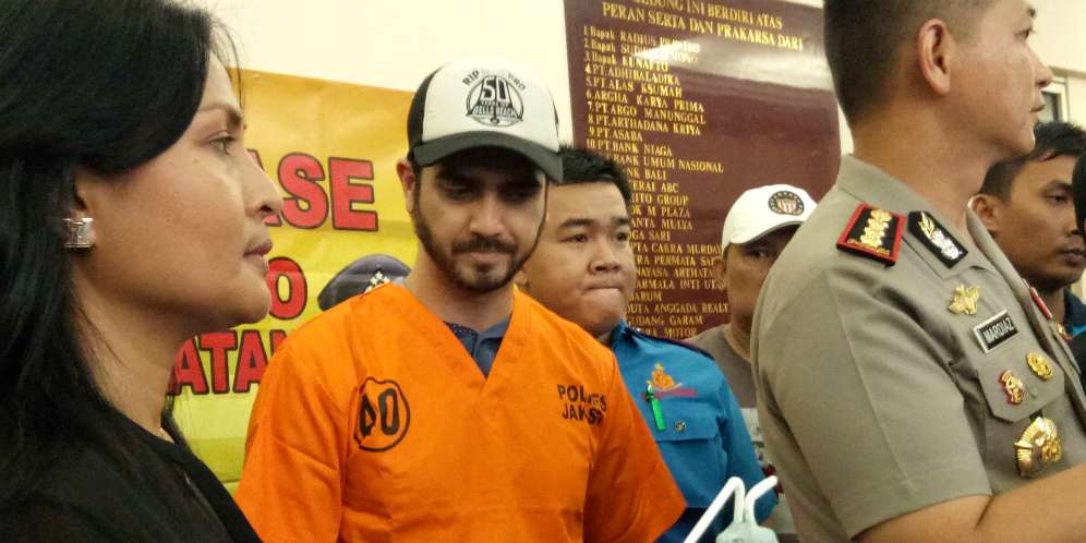 Istri dan Anak Saksikan Fachri Albar Diciduk Polisi