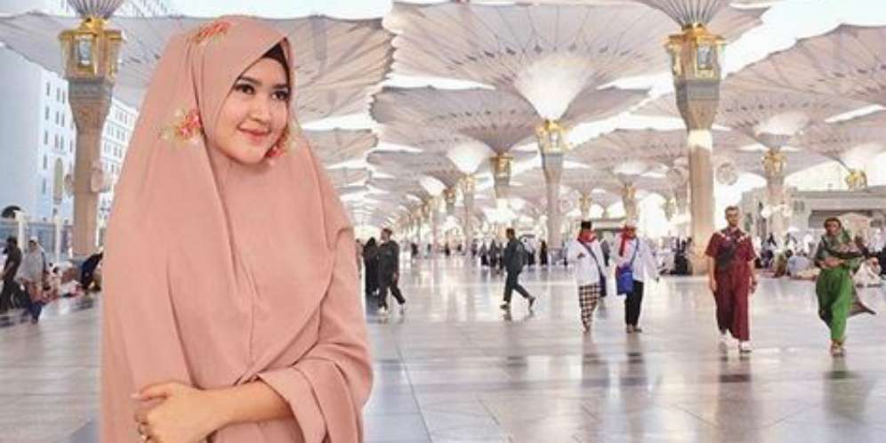 Anggunnya Calon Istri Tommy Kurniawan dalam Balutan Hijab