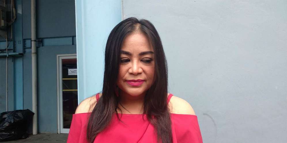 Cerita Annisa Bahar Diperlakukan Kasar Kekasih Putrinya