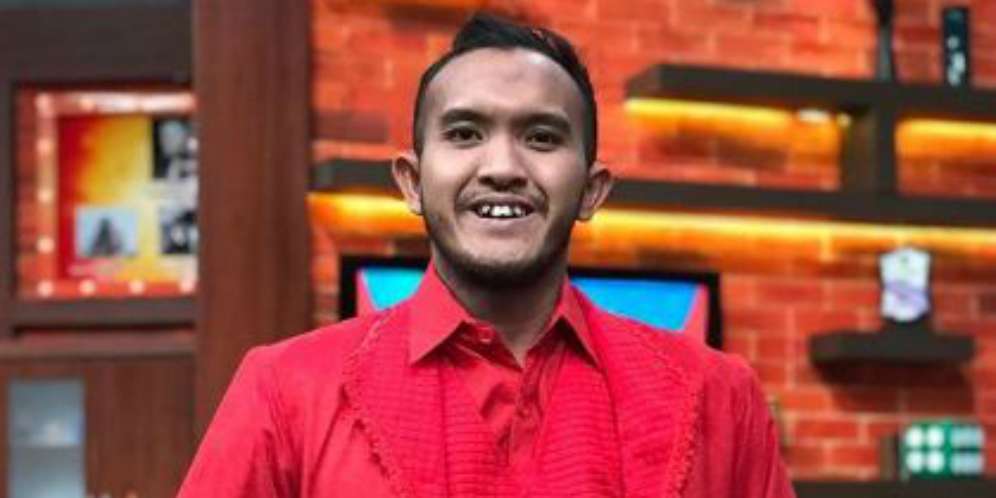 Cerai dari Indadari, Caisar Aditya Pamer Pacar Baru