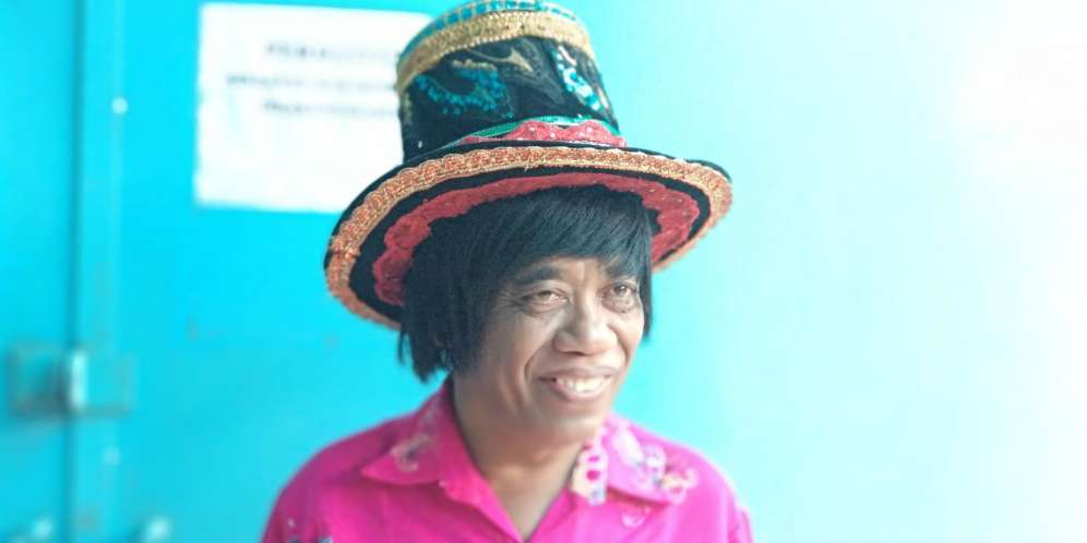 Pak Tarno Dijemput Pesawat