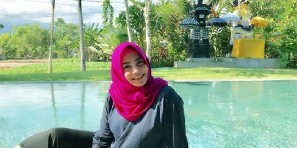 Beredar Foto Rieta Amalia Sedang......