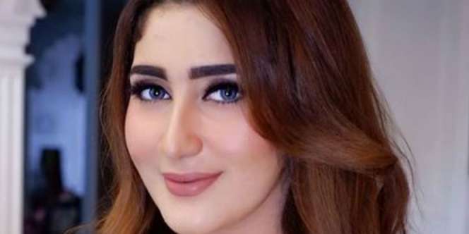 Pesona Mantan Istri Tommy Kurniawan, Mirip Kareena Kapoor!