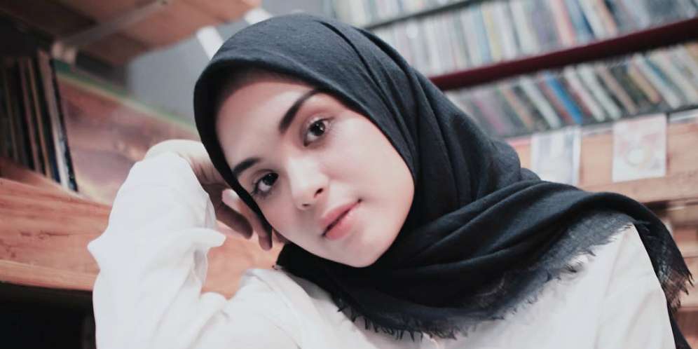 Vebby Palwinta