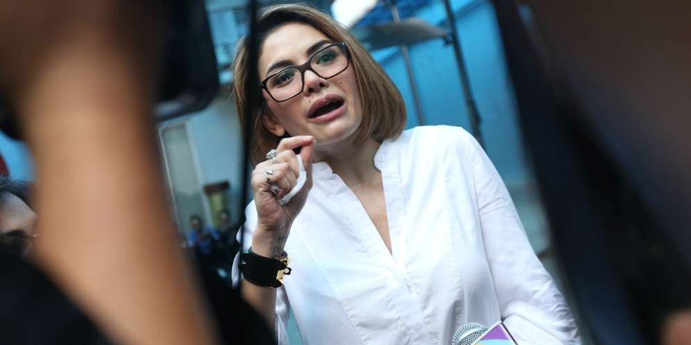 Pingsan Saat Live Dikira Hamil, Tahunya Perut Nikita.....