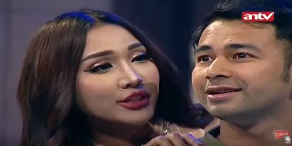 Astaga Lucinta Luna Elus-elus Raffi Ahmad