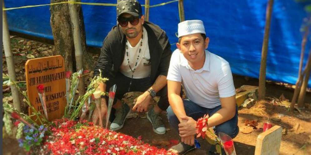 Ucapan Penuh Haru Gaston untuk Jupe