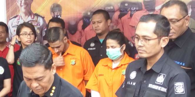 Sebelum Dibekuk, Putri Elvy Sukaesih dan Pacarnya 'Pemanasan'