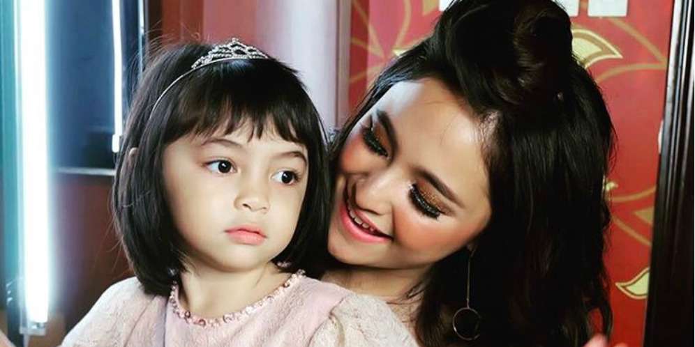 Cara yang Dilakukan Marshanda