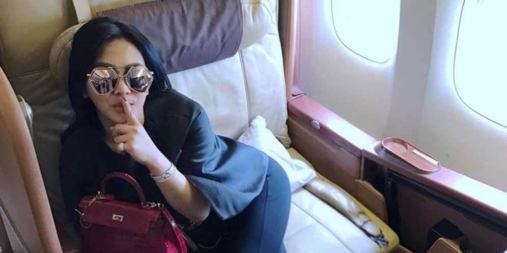 Mobil Mewah Syahrini Ternyata Milik...