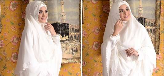 Krisdayanti Pajang Foto Cantik, 'Salfok' Barang di Belakangnya