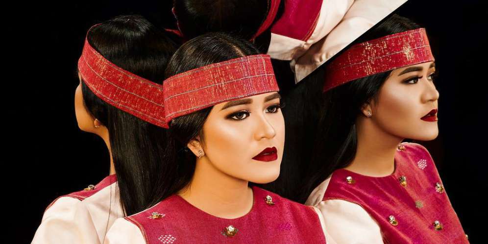 Kolaborasi dengan Makeup Ternama, Kahiyang Bikin Pangling!