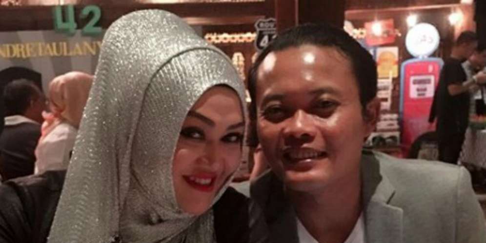 Mbah Mijan Coba Menerawang