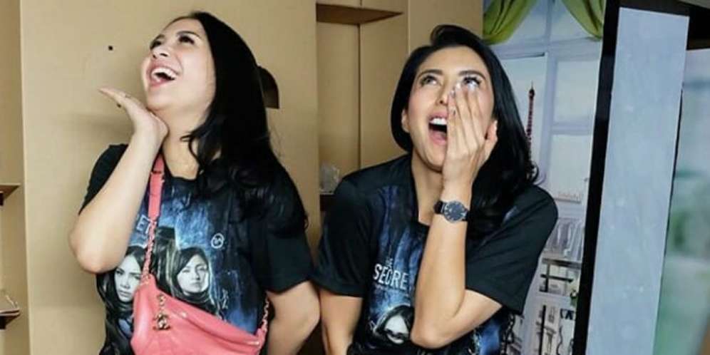 Lihat Bagian Tubuh Nagita