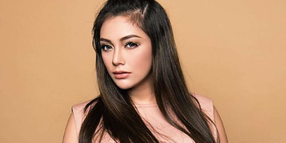 Gara-gara Foto Ini, Celine Disebut Mirip Syahrini