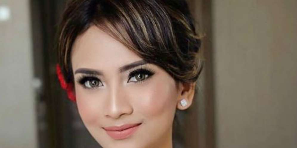 Vanessa Angel Promosi Produk Pemutih Ketiak, Ada yang Janggal