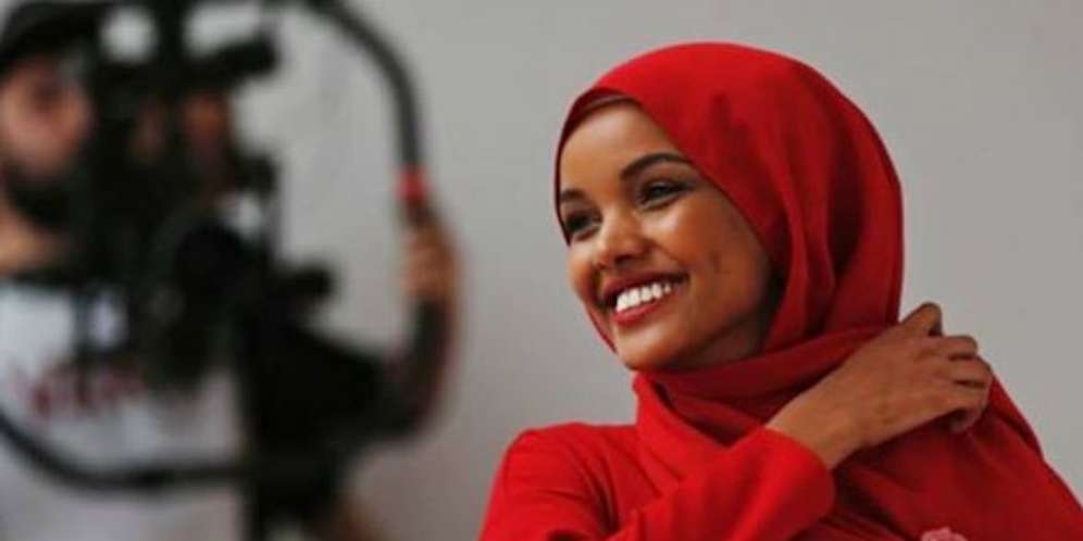 Arti Kecantikan bagi Model Hijab Halima Aden