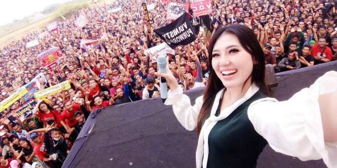 Alasan Via Valen tak lapor polisi