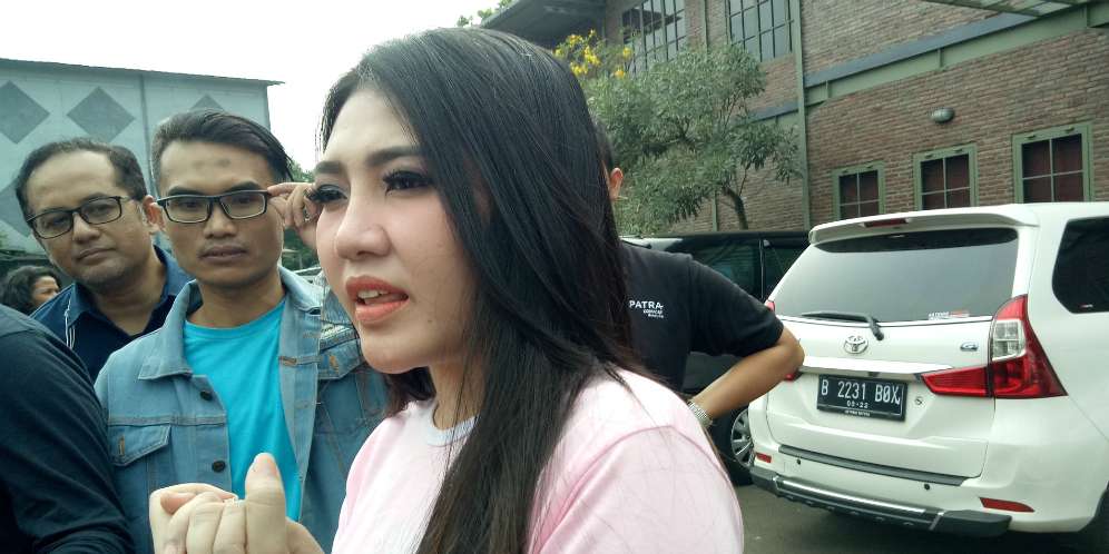 Unggahan Disindir Lebay, Via Vallen Beri Jawaban Menohok