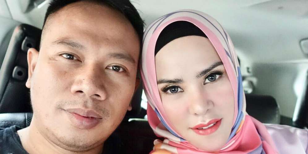 Kembali Bertengkar, Vicky Prasetyo Talak Angel Lelga?