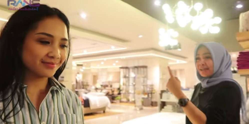 Bukan Nagita Slavina, Ini Penerus Bisnis Rieta Amalia