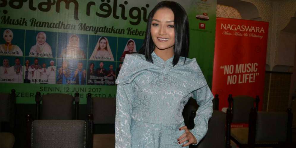 Bentuk Bibir Lebih Tebal, Siti Badriah Disindir Warganet