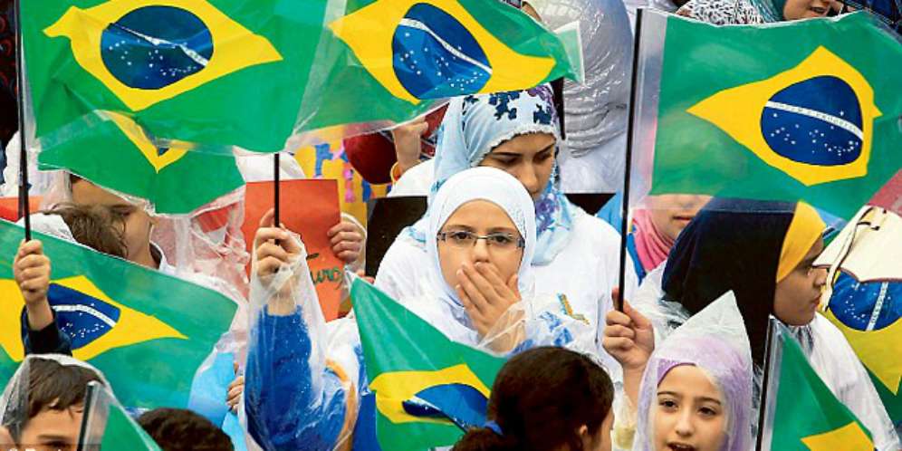 Brasil Paling Banyak Hari Libur