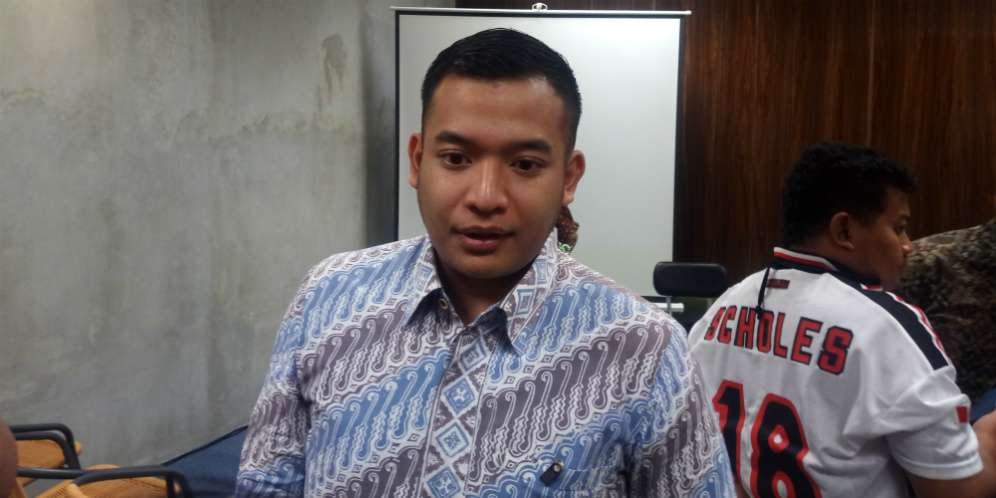 Pecat 6 Agen Penagih Utang