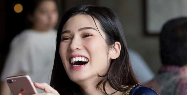 Alasan Hapus Foto Suami