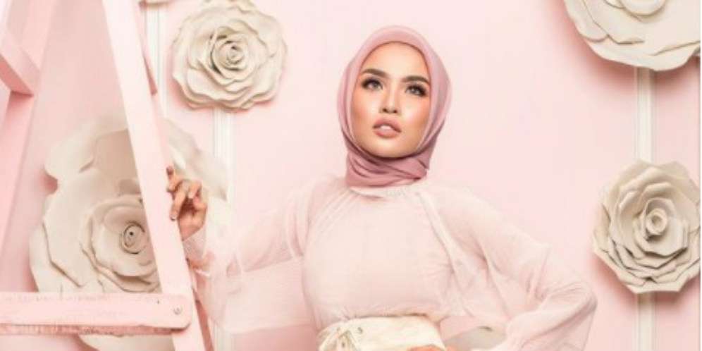 2 Bulan Dinikahi Adik Ayu Azhari, Miliarder Medina Berduka