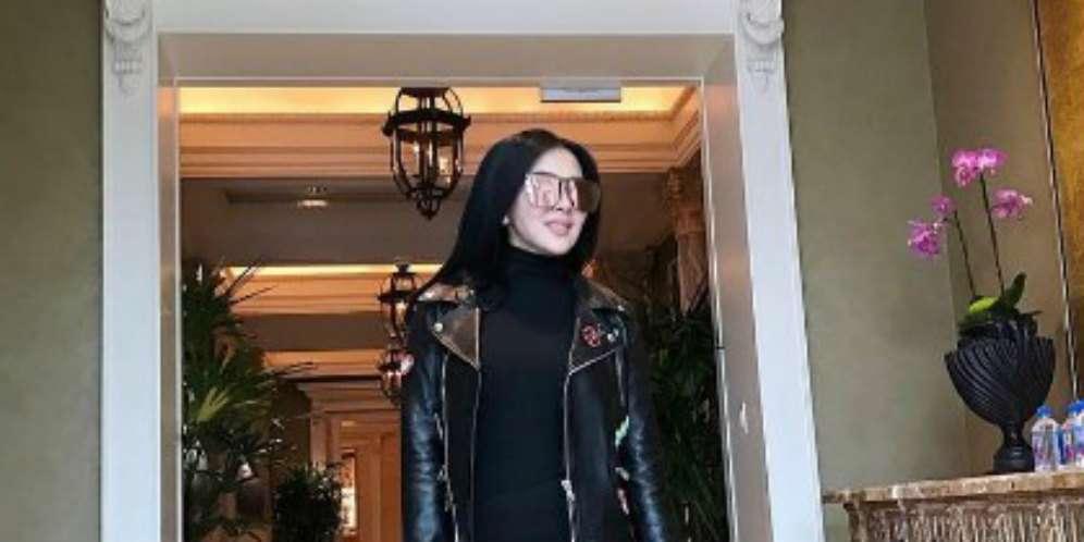 Salah Tulis, Syahrini Bikin Heboh Sosial Media