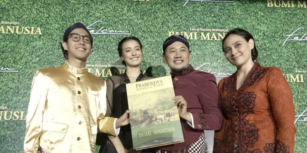 Setelah `Dilan`, Iqbaal Jadi Minke di `Bumi Manusia`