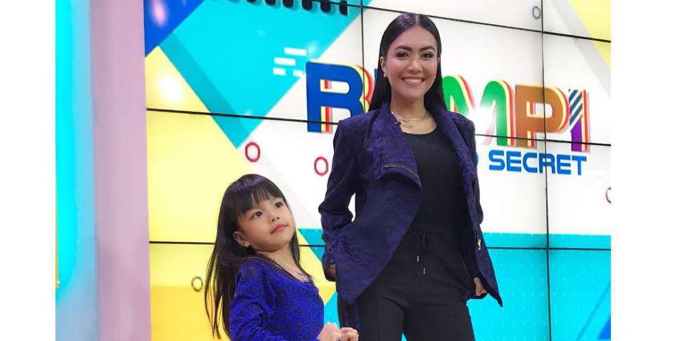 Bikin Haru, Pesan Denada untuk Shakira