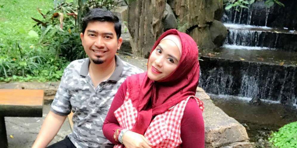 Kangen Anak Mondok, Istri Ustaz Solmed Sedih Lihat Roti