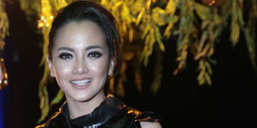 Foto dengan 'Berondong'