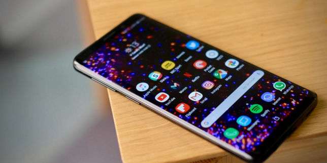 Daftar Harga HP Samsung Terbaru 2018 dan Spesifikasinya