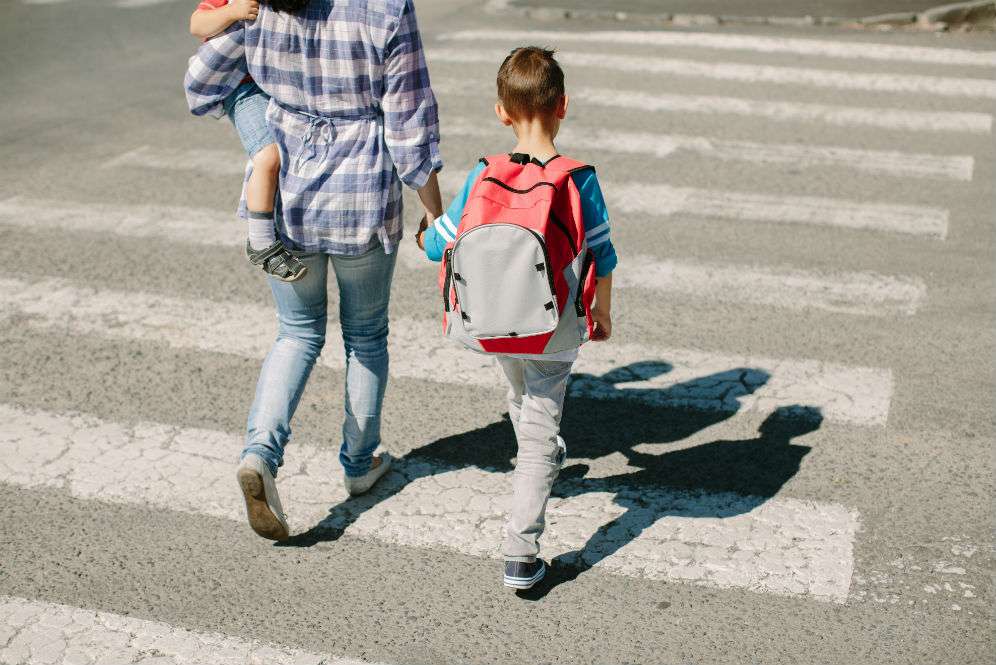 Jelaskan Soal Fasilitas Publik dengan Bahasa yang Dimengerti Anak