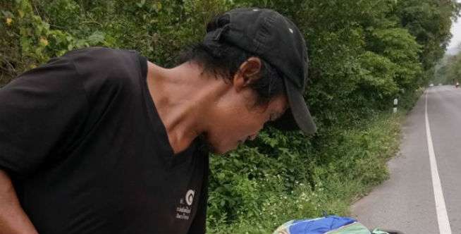 Sakchai Terus Berurai Air Mata