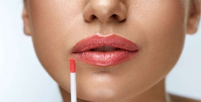Pakai Lip Gloss