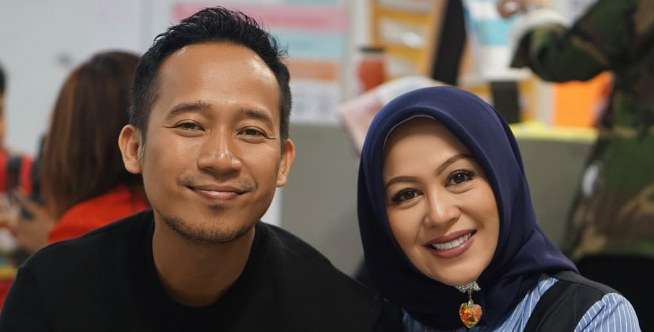 Innalillahi, Denny Cagur dan Istri Tengah Berduka