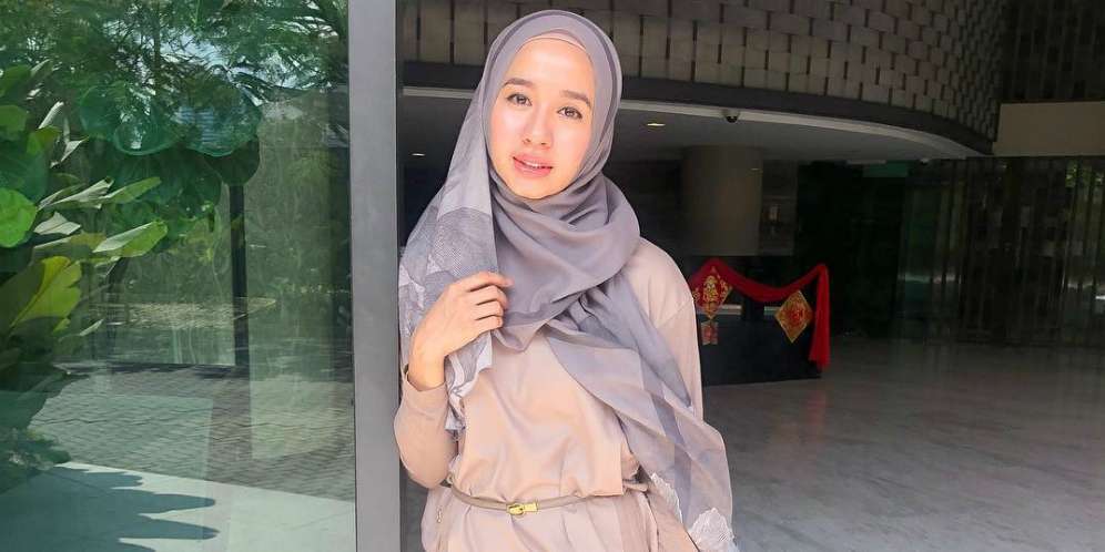 Gamis dan Sweatshirt