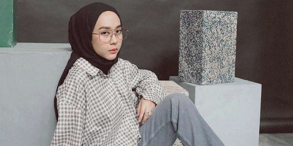 Warna Cerah