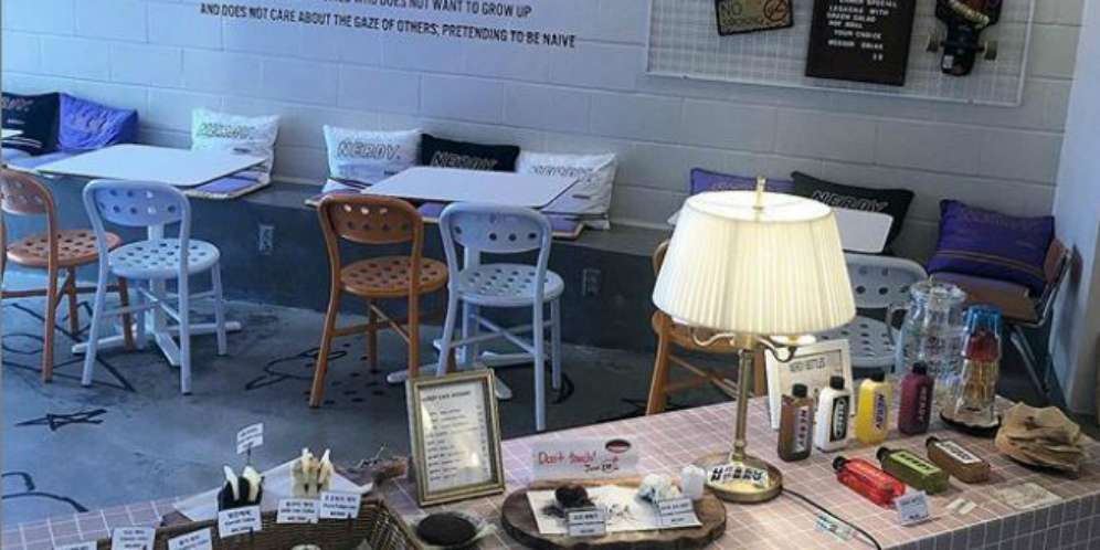 Nerdy Cafe