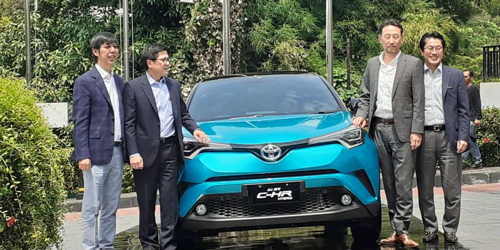 Toyota C-HR, Si Penantang Honda HR-V dan Nissan Juke