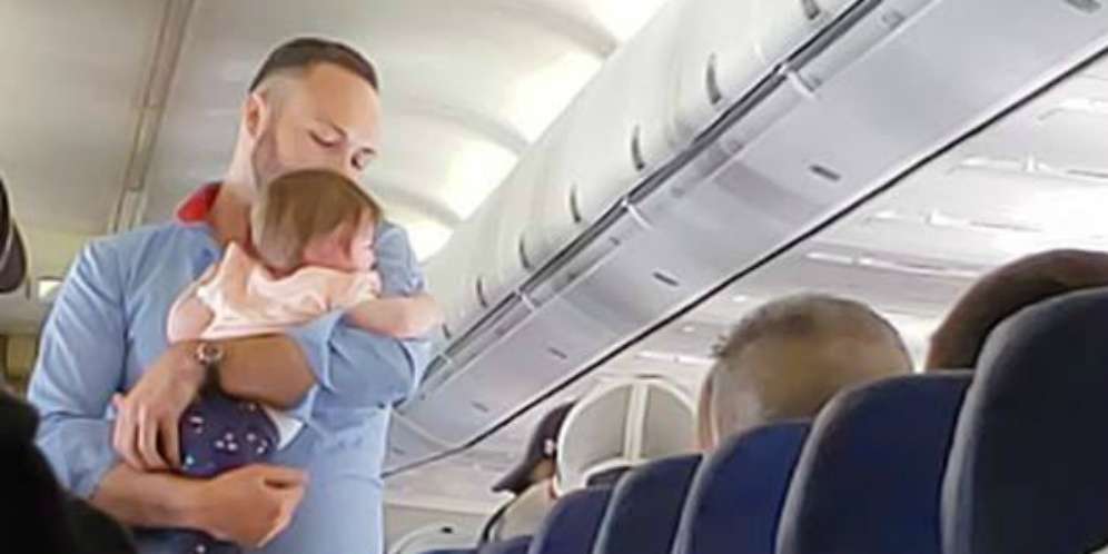 So Sweet, Cerita Pramugara Bantu Tenangkan Balita Rewel