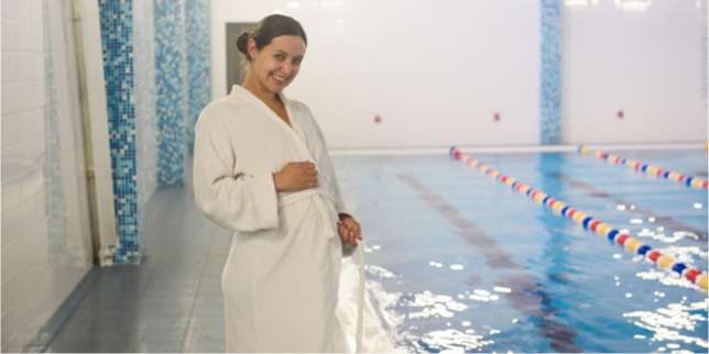 Olahraga bagi Ibu Hamil: Berenang