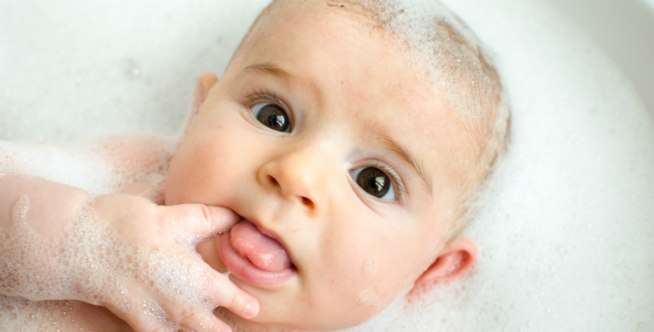 Teether dan pijatan lembut