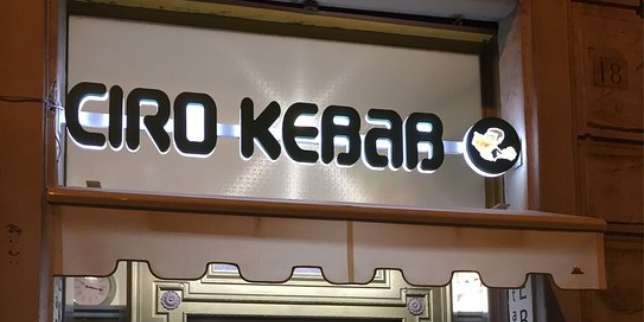 Ristorante Turkish Istanbul Kebabbaro dan Chicken Hut Cafe