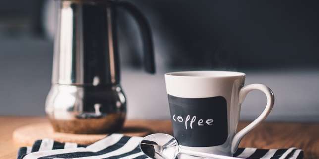 Bahaya Minum Kopi: Menyebabkan Osteoporosis